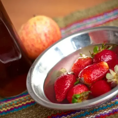 Limpiador casero de vegetales y frutas con vinagre blanco