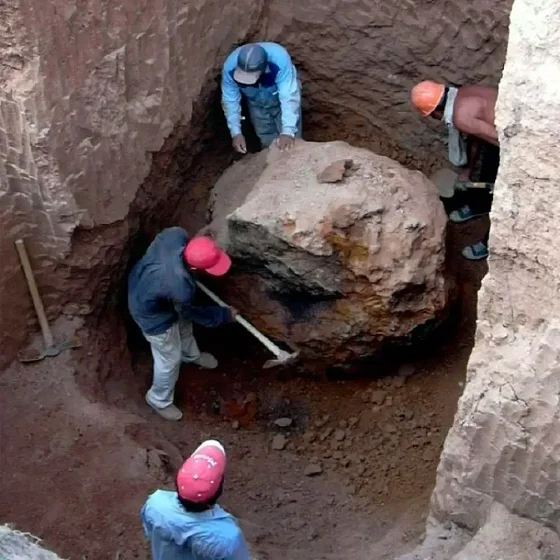 El segundo más grande del mundo: encontraron un meteorito de 30 toneladas en Chaco