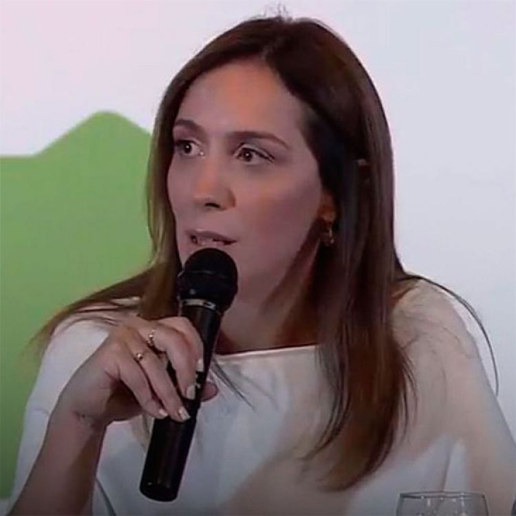 Vidal anunció adelanto de paritarias a docentes y plus a los que no adhirieron a los paros