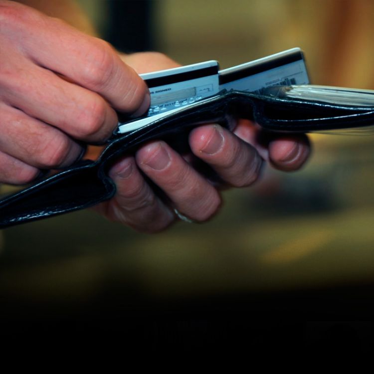 El Banco Central los autorizó a aplicar aumentos sin límites que serían de entre un 20%y un 25% para cargos y comisiones que cobran a sus clientes.