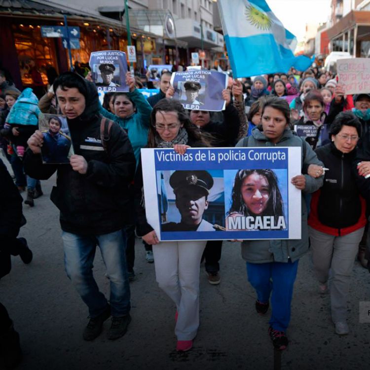 Tres policías permanecen detenidos e imputados de "encubrimiento agravado" y entorpecimiento de la Justicia en la investigación del caso Muñoz.