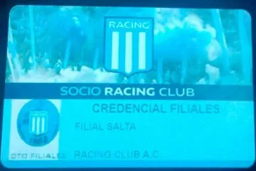 Credencial de socio de la filial salteña.