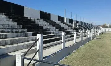 Tribuna pintada del cuervo.