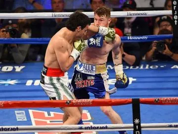 Canelo Álvarez vence a Chávez Jr por decisión | 120-108 las tarjetas