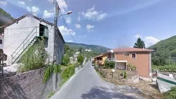 Vista de Bormida, un pueblo italiano en Liguria