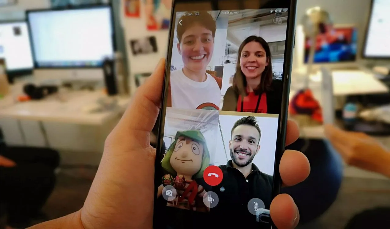 Evitar las comunicaciones vía streaming o videollamadas y de ser necesario minimizar la calidad.