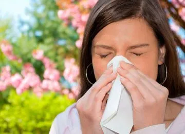 Puede combatir las alergias de temporada