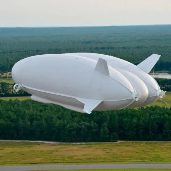 Airlander 10, el objeto volador más grande del mundo