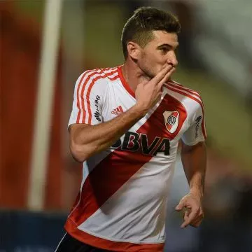 Lucas Alario marcó el primero para la banda