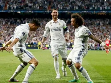 Real Madrid venció 4-2 a Bayern en el alargue y pasó a semifinales. Hubo Polémicas