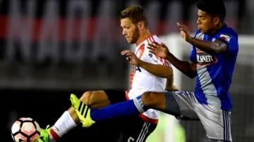 De local y con suplentes, River obtuvo un empate en uno contra Emelec