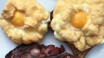 Huevos nube, ¿qué son y como se preparan?