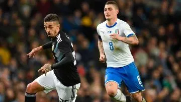 La Selección Argentina se llevó una victoria en Manchester con goles de Banega y Lanzini.