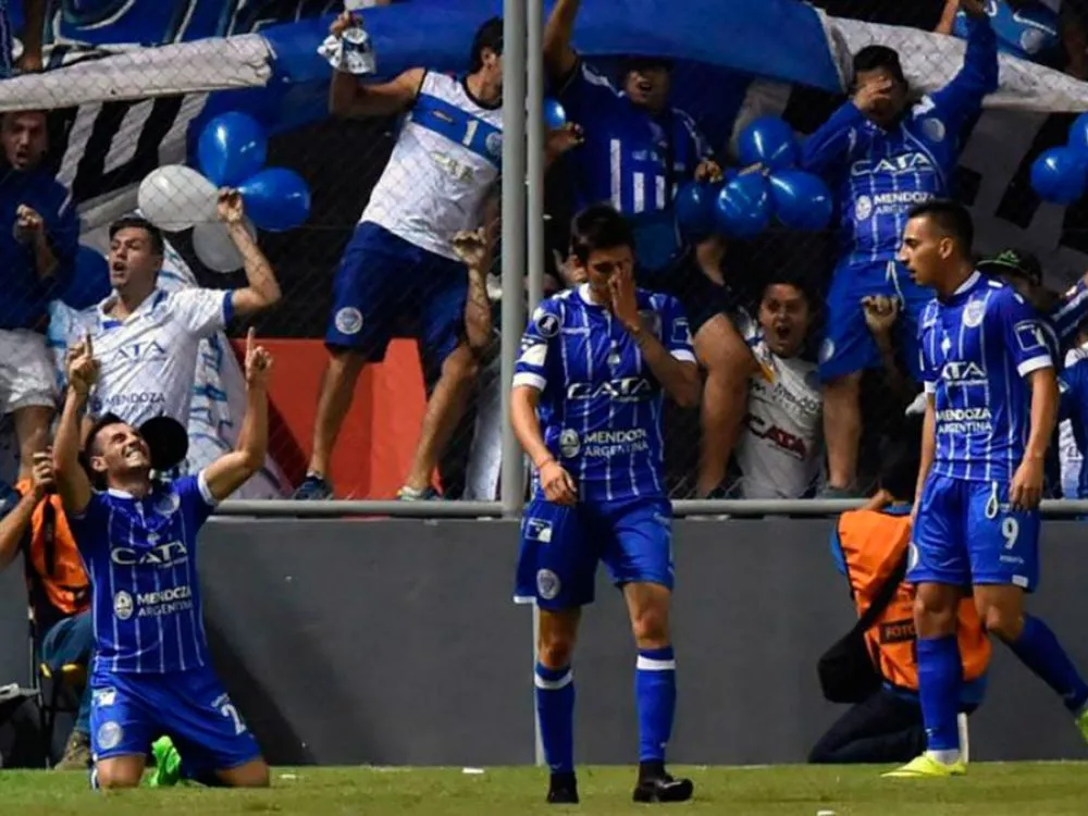 Godoy Cruz le ganó 2-1 a Libertad de visitante