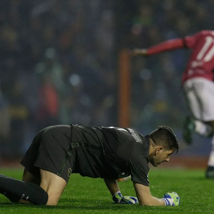 Orion lamentándose tras un error grosero, luego del gol de Independiente del Valle