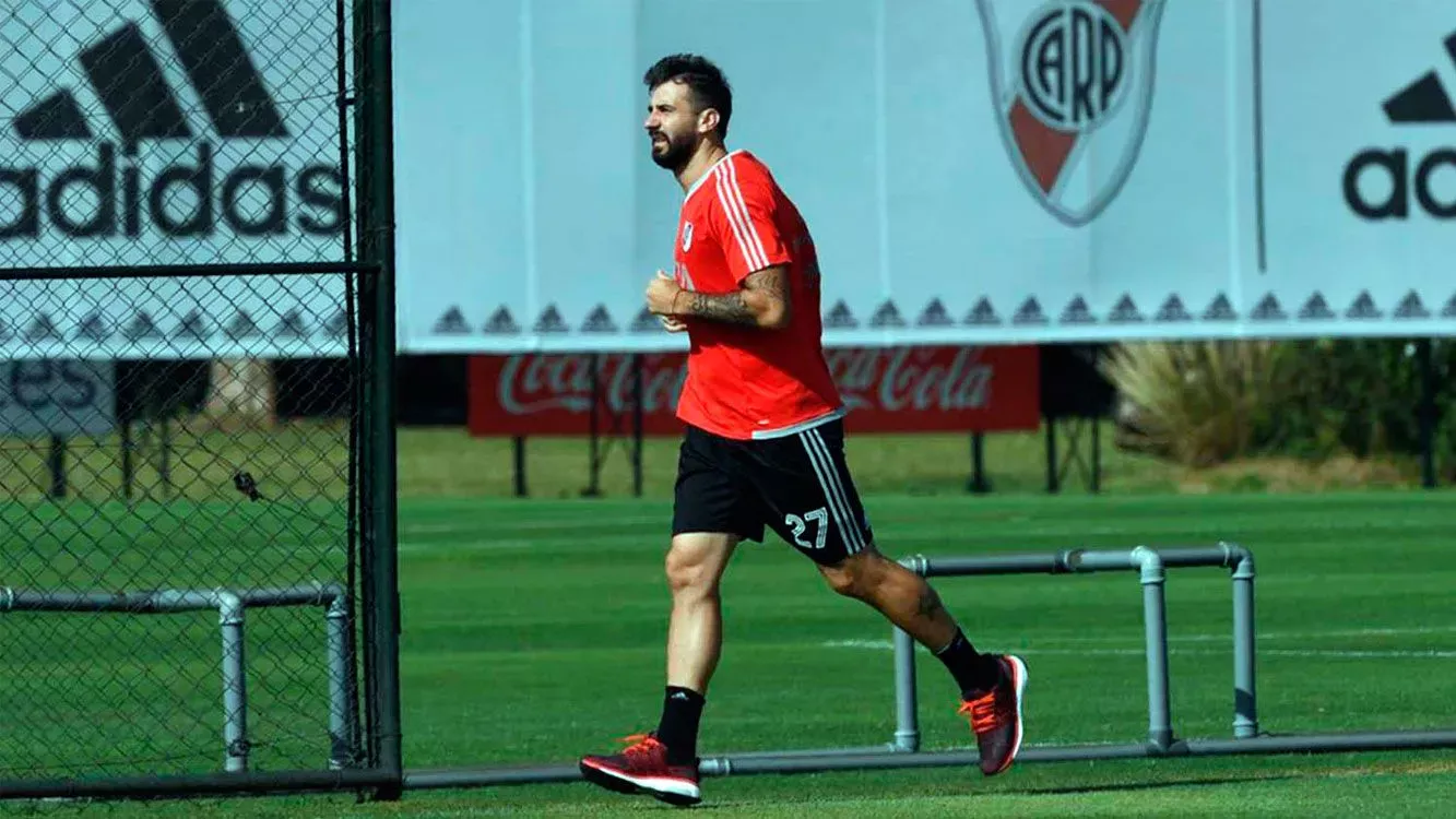 "No le doy mucha bola a mi pasado en Boca y no me pongo a pensar tampoco" dijo Pratto.