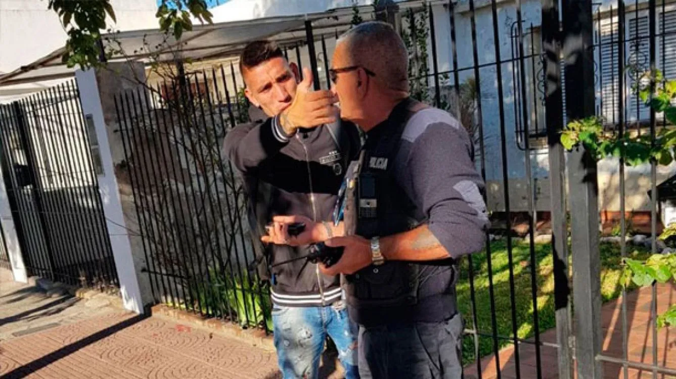 Centurión quiso sobornar a la policía al pasarse varios semáforos en rojo.