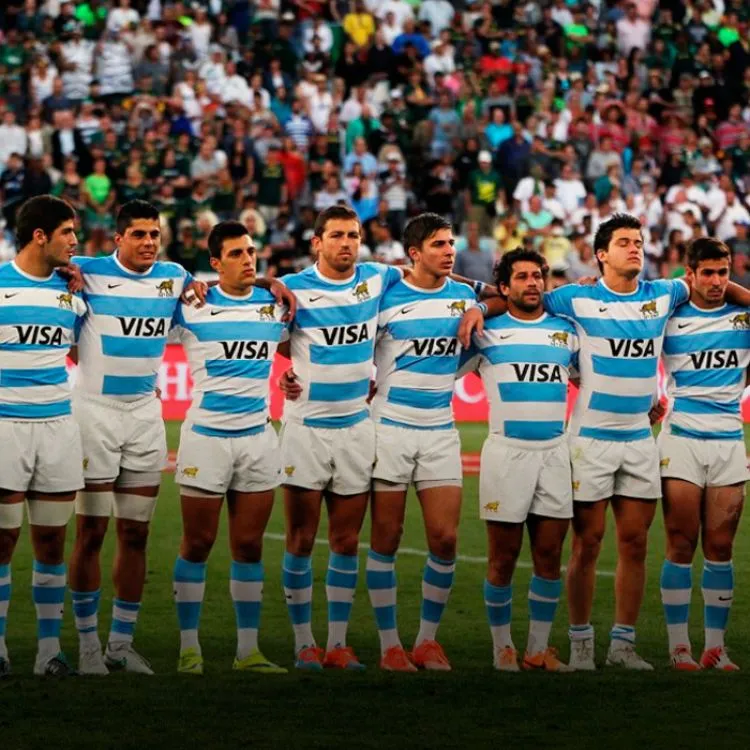 Los Pumas 7´s debutaron con un triunfo agónico contra Estados Unidos por 17-14. El duelo ante Fiji, que cerrará el día, a las 18.30.